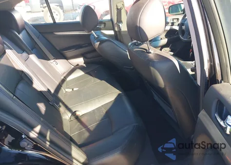 2013 Infiniti G37 Journey z USA, uszkodzony, nr VIN JN1CV6APXDM725099